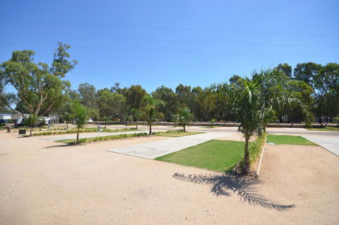 Tasman Holiday Parks - Merool On The Murray - Hotel WA 8
