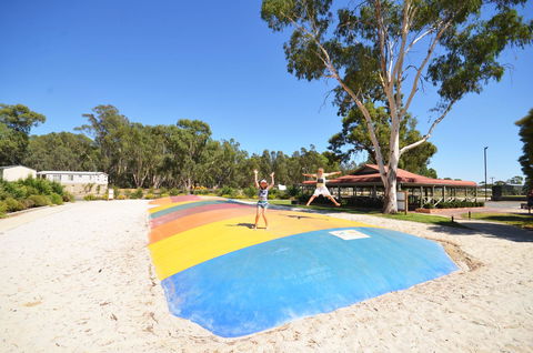 Tasman Holiday Parks - Merool On The Murray - Hotel WA 39