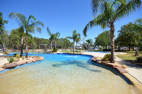 Tasman Holiday Parks - Merool On The Murray - Hotel WA 4