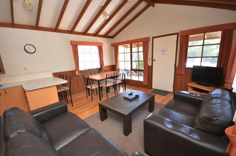 Tasman Holiday Parks - Merool On The Murray - Hotel WA 13