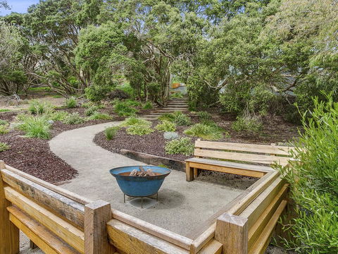 Lansdowne Villa - With Swimming Pool - Hotel WA 13