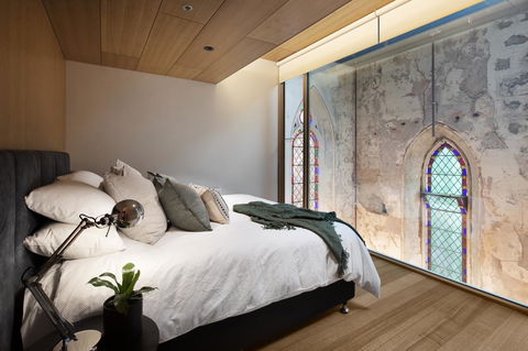 Converted Blue Stone Church - Hotel WA 18