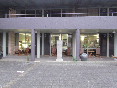 The Olive Tree Motel - Hotel WA 18