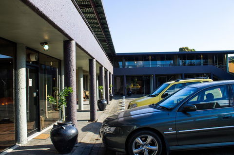 The Olive Tree Motel - Hotel WA 23