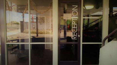 The Olive Tree Motel - Hotel WA 28