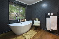 Book Olinda Accommodation Vacations Hotel WA Hotel WA