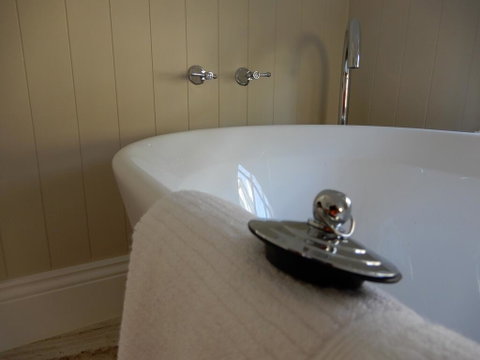 The Chapel Deloraine - Hotel WA 3