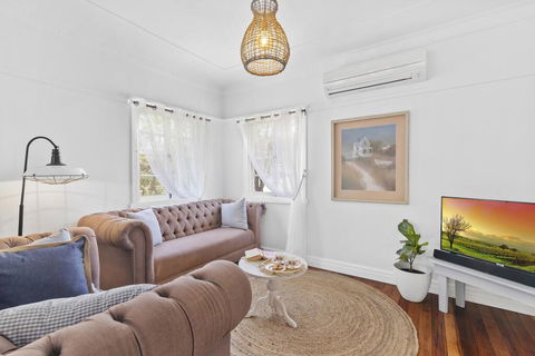The Cottage On Lamington - Hotel WA 3