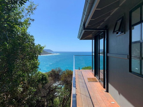 THE DECK HOUSE - A WYE RIVER ICON - Hotel WA 3