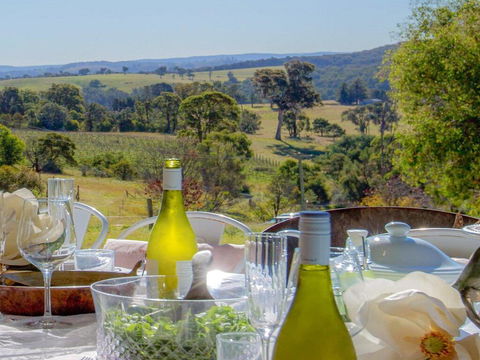 The Farmhouse - Grape Vines And Rolling Green Hills - Hotel WA 0