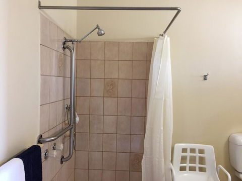 The Finley Palm Motor Inn - Hotel WA 2