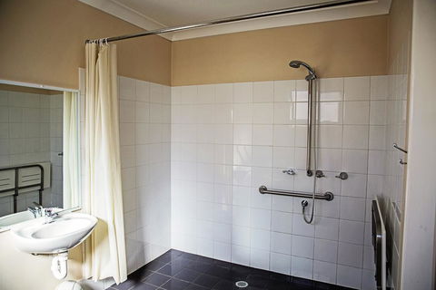 The Gallery Motor Inn - Hotel WA 3