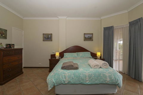 The Good Life B&B - Hotel WA 2