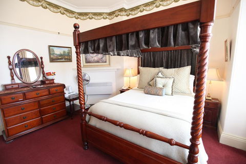 The Grand On Macfie - Hotel WA 1