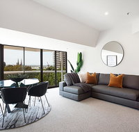 THE HYDEAWAY-LUXE HYDE PARK CITY APARTMENT-hosted by LAbode Accommodation - Hotel WA