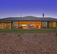 The Junction - contemporary meets river country - Hotel WA