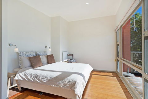 The Love Shack - Hotel WA 3