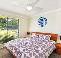 The Noraville House - Large Family Home - Hotel WA