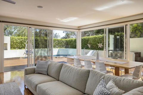 The Sanctuary: Stunning. Hot Tub Spa + Linen - Hotel WA 3