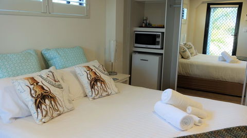 THE TIN SHED Couples Accommodation At Bay Of Fires - Hotel WA 3