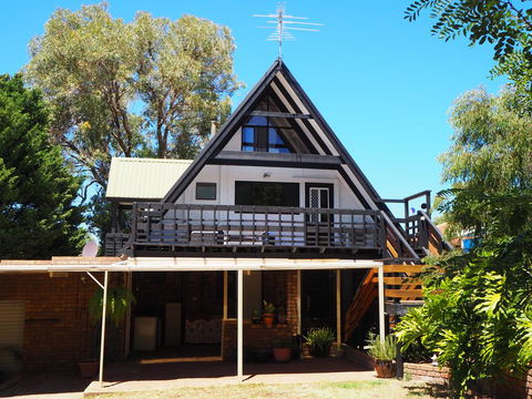 The Treehouse Mandurah - Hotel WA 1