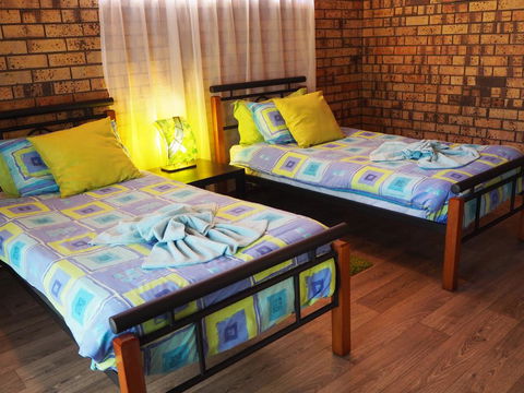 The Treehouse Mandurah - Hotel WA 2