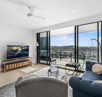 Top Floor 3 Bed Apartment with Million Dollar Views - Hotel WA