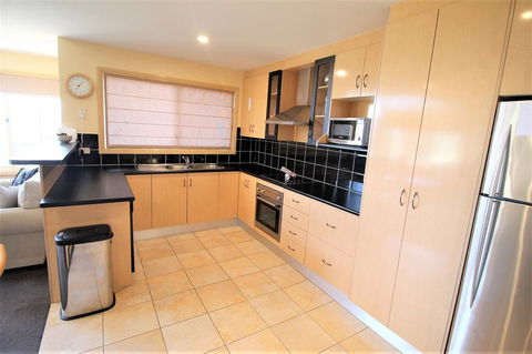 Torino 6 - Lake Jindabyne & Snowy Mountain Views - Hotel WA 3