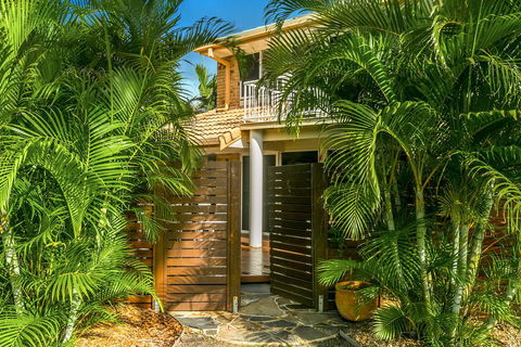 Tradewinds 4 - Hotel WA 1