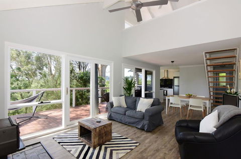 Treetops - Newly Renovated, In The Village! - Hotel WA 3