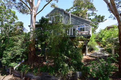 Treetops - Newly Renovated, In The Village! - Hotel WA 0