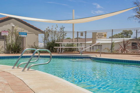 Twin Waters Caravan Park - Hotel WA 0