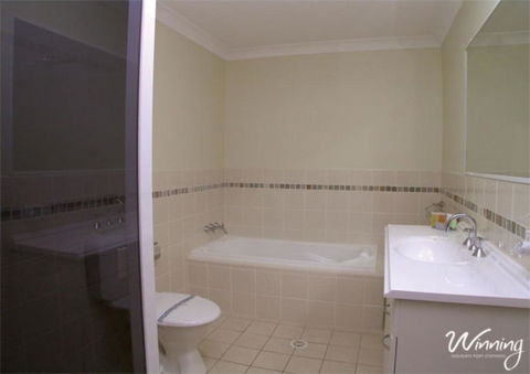 Two Beaches, 74B Blanch Street - Hotel WA 3