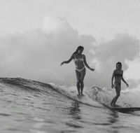 UMINA BEACH KOKOMO- Walk to the Beach FAMILY and PET FRIENDLY set of 3 Vintage Original Holiday Flats  Vintage Caravan and Bat - Hotel WA