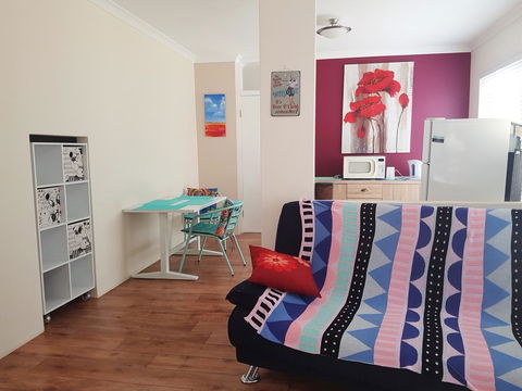 Unique Bouvard Beach House Mandurah - Hotel WA 2