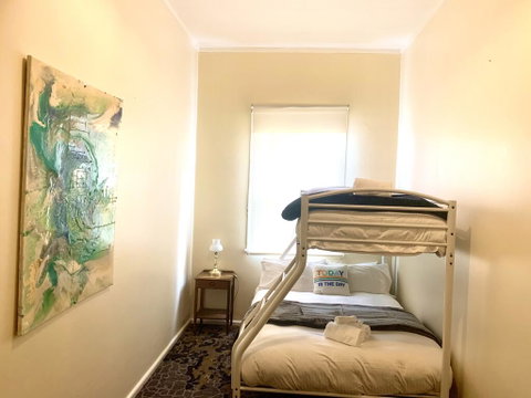 Victoria Albert Guest House Bar Cafe And Restaurant - Hotel WA 1