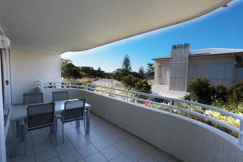 Visit The Cote D'Azur In Sunshine Beach - Hotel WA 0