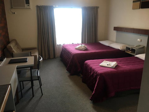 Warragul Views Motor Inn - Hotel WA 3