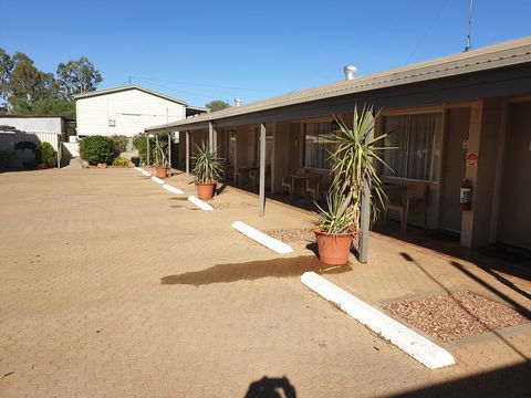Warrego Motel - Hotel WA 1