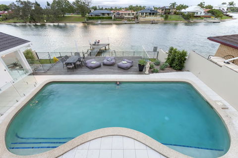 Waterfront Entertainer - Hotel WA 0