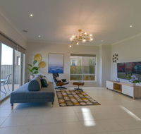 Waterfront Grand Villa for Big Group - Hotel WA