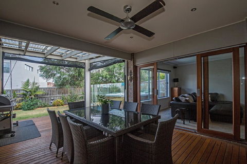 Nautical Rise Torquay - Hotel WA 4