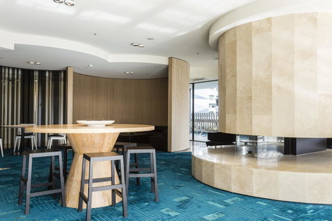 Complete Host 50 Claremont St Apartments - Hotel WA 4