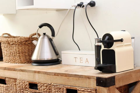 Colour Pop Fitzroy - 3 Bedroom Pet Friendly - Hotel WA 25