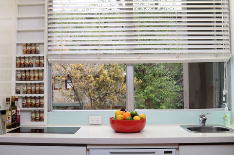 Colour Pop Fitzroy - 3 Bedroom Pet Friendly - Hotel WA 24