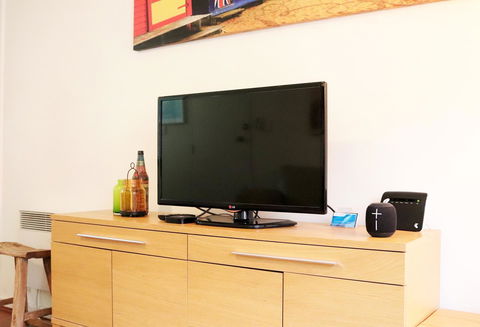 Colour Pop Fitzroy - 3 Bedroom Pet Friendly - Hotel WA 26