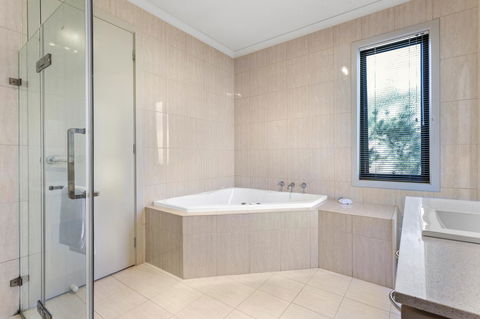 Quality Hotel Point Cook - Hotel WA 12