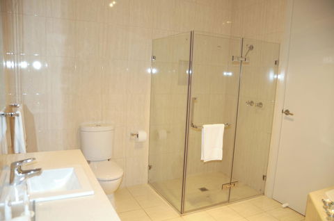 Quality Hotel Point Cook - Hotel WA 40