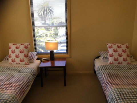 At The Beach Apartments - Hotel WA 3