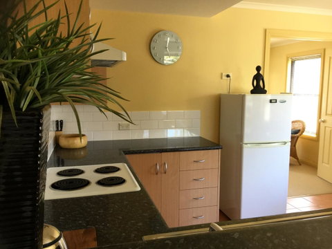 At The Beach Apartments - Hotel WA 7